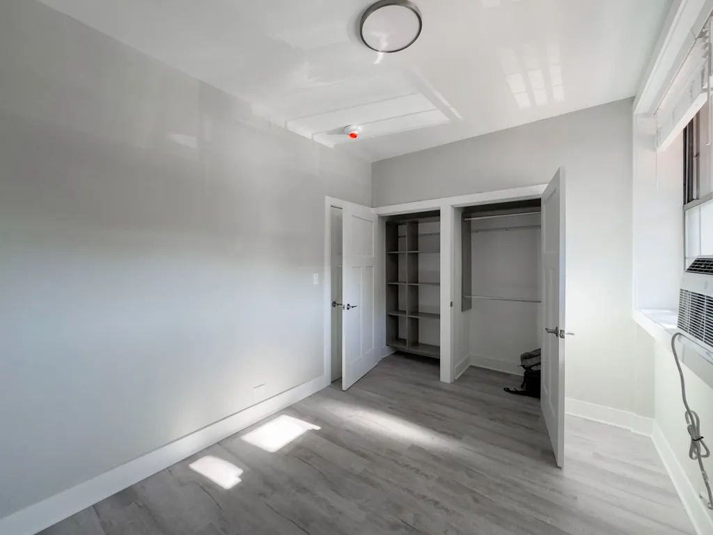 373 Hazel Ave, Glencoe,  60022, USA 60022-unit#1A-Chicago-IL