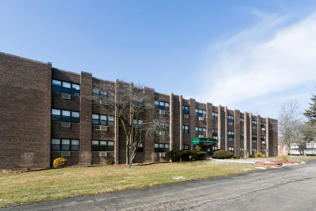 696 Elm Pl, , 60035, USA 60035-unit#102-Highland Park-IL