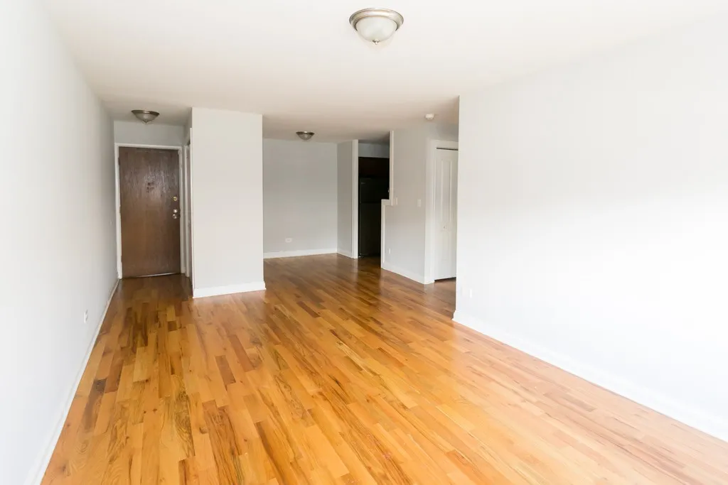 696 Elm Pl, ,  60035, USA 60035-unit#102-Highland Park-IL