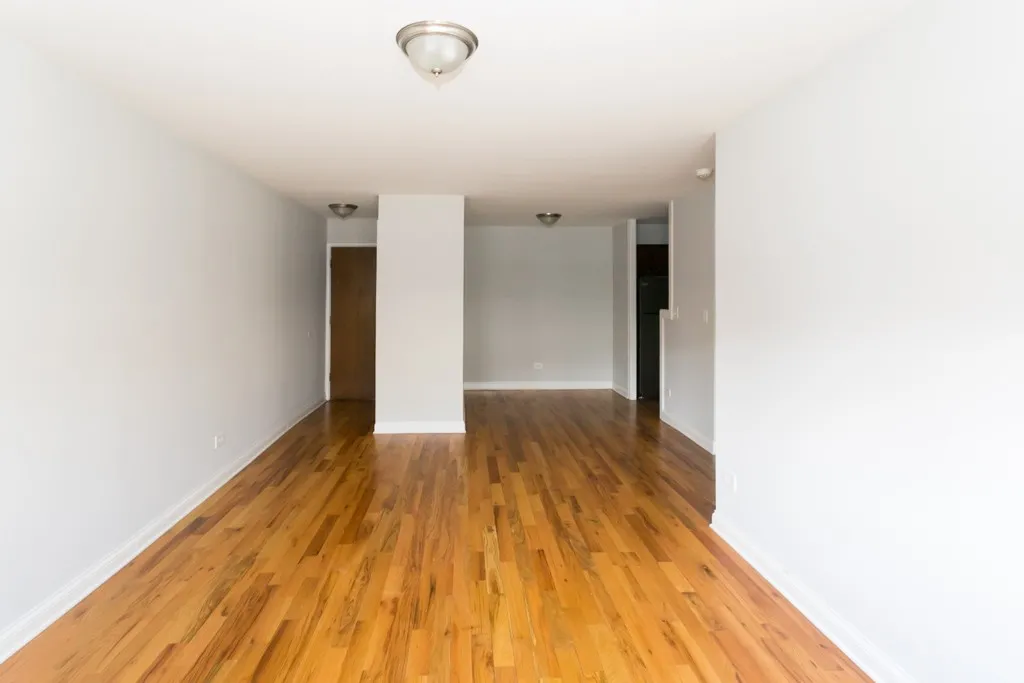 696 Elm Pl, ,  60035, USA 60035-unit#102-Highland Park-IL