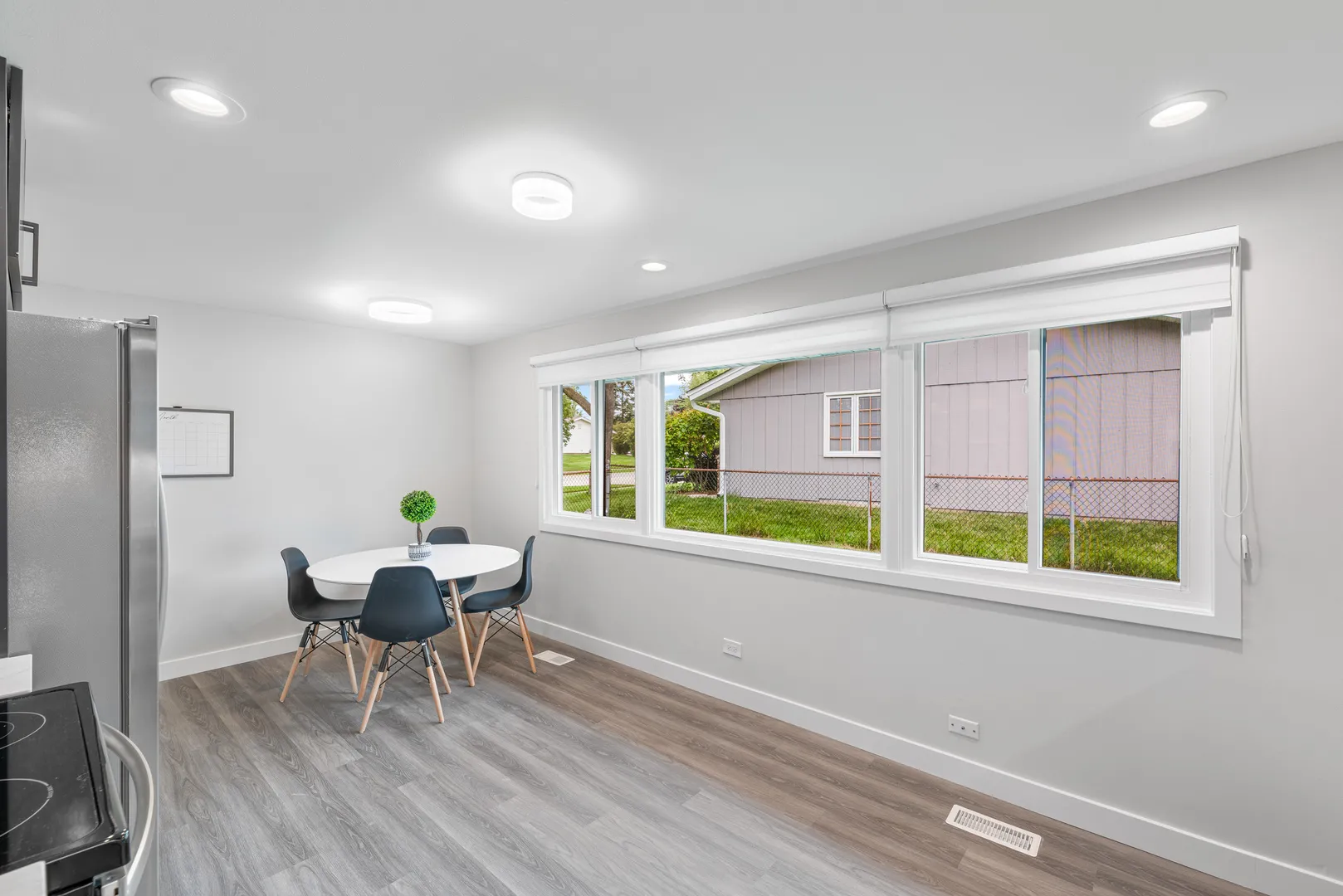 1026 Sharon Ln, , 60193, USA 60193-unit#1026-Schaumburg-IL