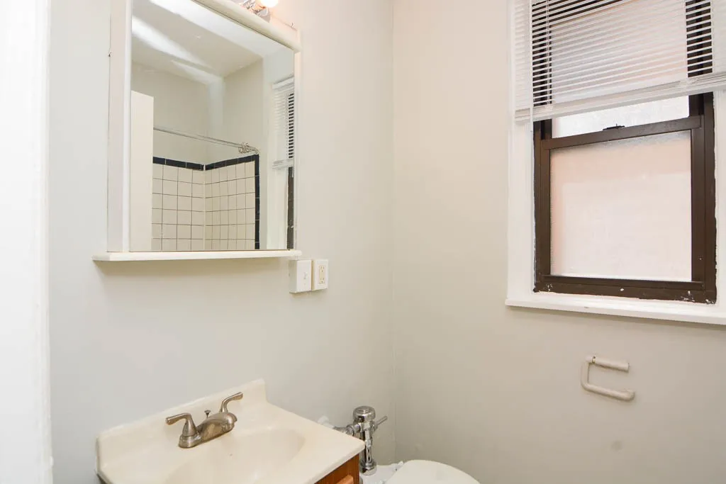 3831 N Fremont St, , 60613, USA 60613-unit#302-Chicago-IL