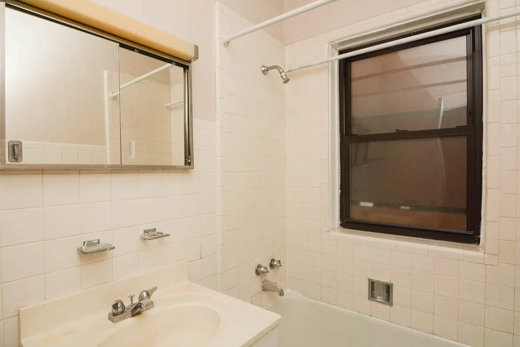 Evanston, 60201, USA 60201-unit#2i-Chicago-IL
