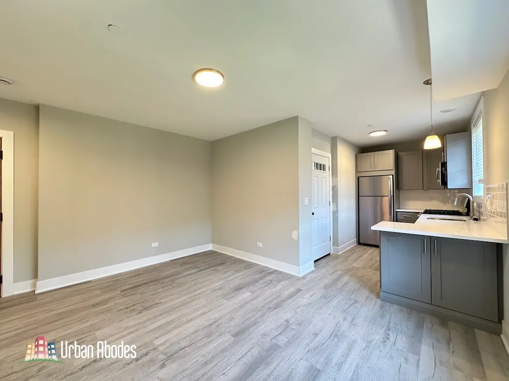 1137 Oak Ave, ,  60202, USA 60202-unit#2E-Evanston-IL