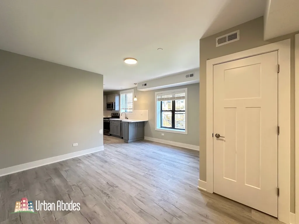 1137 Oak Ave, ,  60202, USA 60202-unit#2E-Evanston-IL