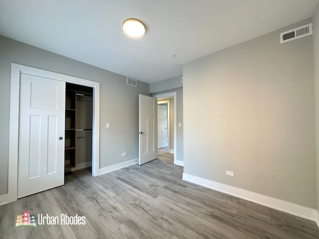 1137 Oak Ave, ,  60202, USA 60202-unit#2E-Evanston-IL