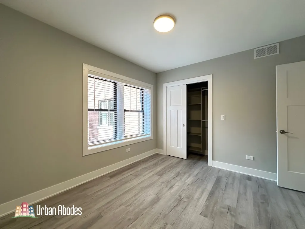 1137 Oak Ave, ,  60202, USA 60202-unit#2E-Evanston-IL