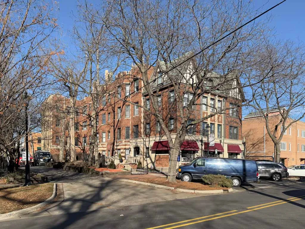 373 Hazel Ave, Glencoe, 60022, USA 60022-unit#5B-Chicago-IL