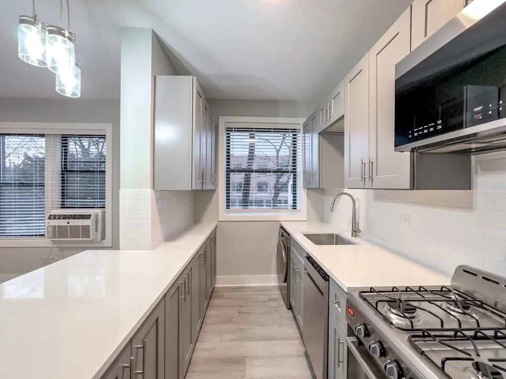 373 Hazel Ave, Glencoe, 60022, USA 60022-unit#5B-Chicago-IL