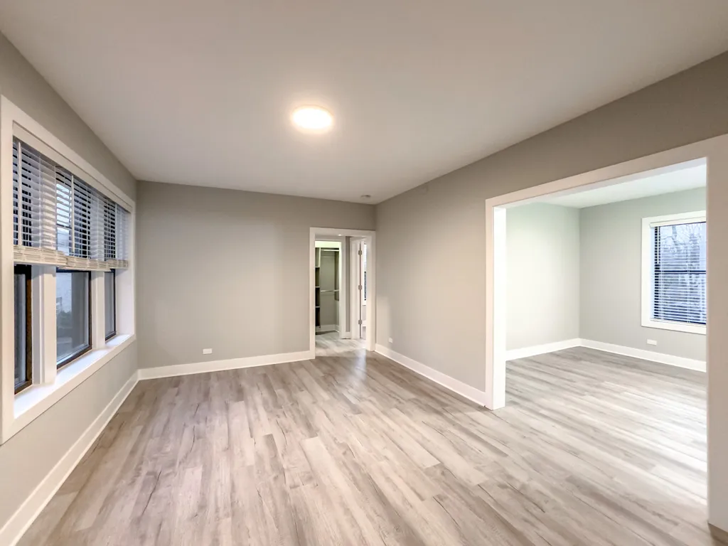 373 Hazel Ave, Glencoe,  60022, USA 60022-unit#5B-Chicago-IL