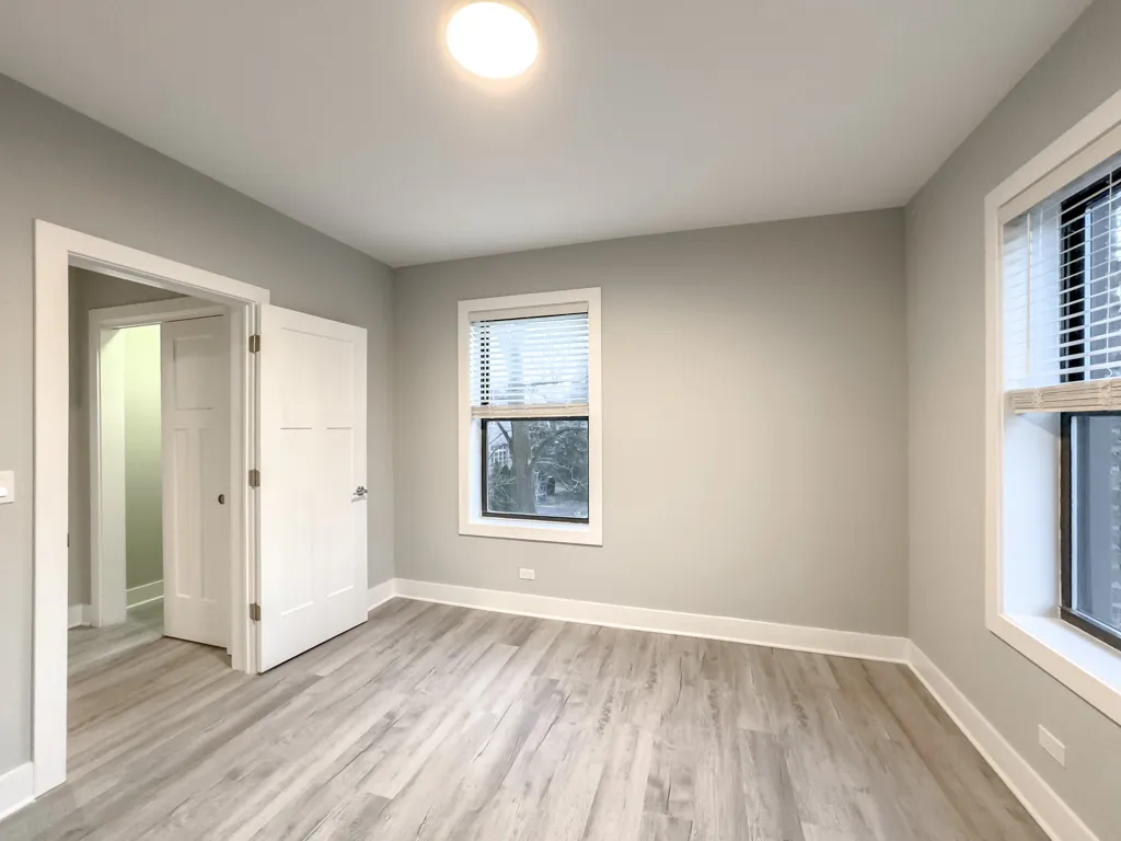 373 Hazel Ave, Glencoe,  60022, USA 60022-unit#5B-Chicago-IL