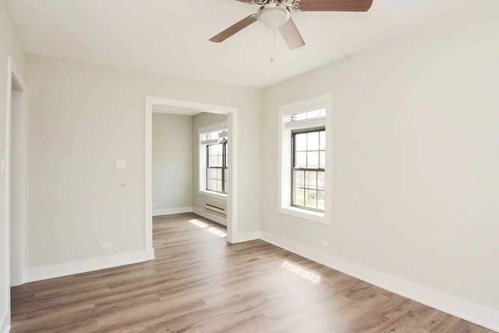 725 St Johns Ave, Highland Park,  60035, USA 60035-unit#12-Chicago-IL