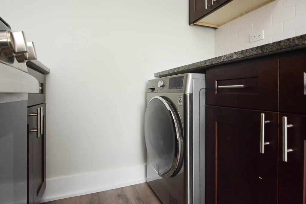 725 St Johns Ave, Highland Park,  60035, USA 60035-unit#12-Chicago-IL