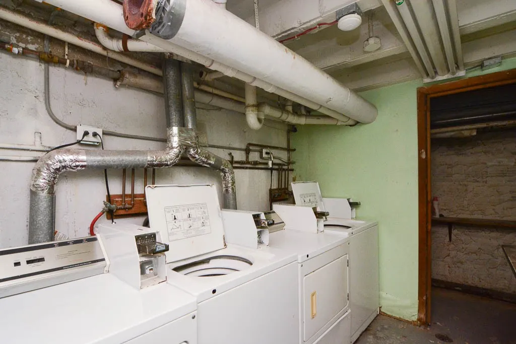 725 St Johns Ave, Highland Park,  60035, USA 60035-unit#12-Chicago-IL