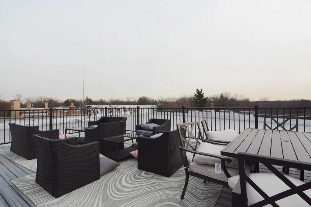 725 St Johns Ave, Highland Park,  60035, USA 60035-unit#12-Chicago-IL