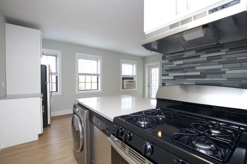730 Judson Ave, Highland Park, 60035, USA 60035-unit#13-Chicago-IL