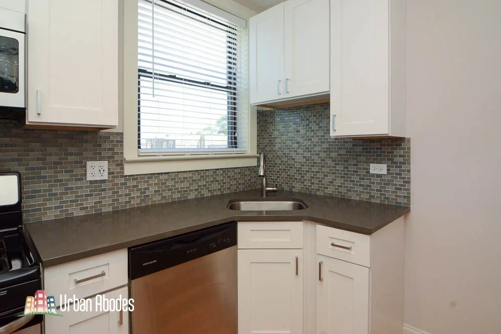 2323 N Rockwell St, ,  60647, USA 60647-unit#3C-Chicago-IL