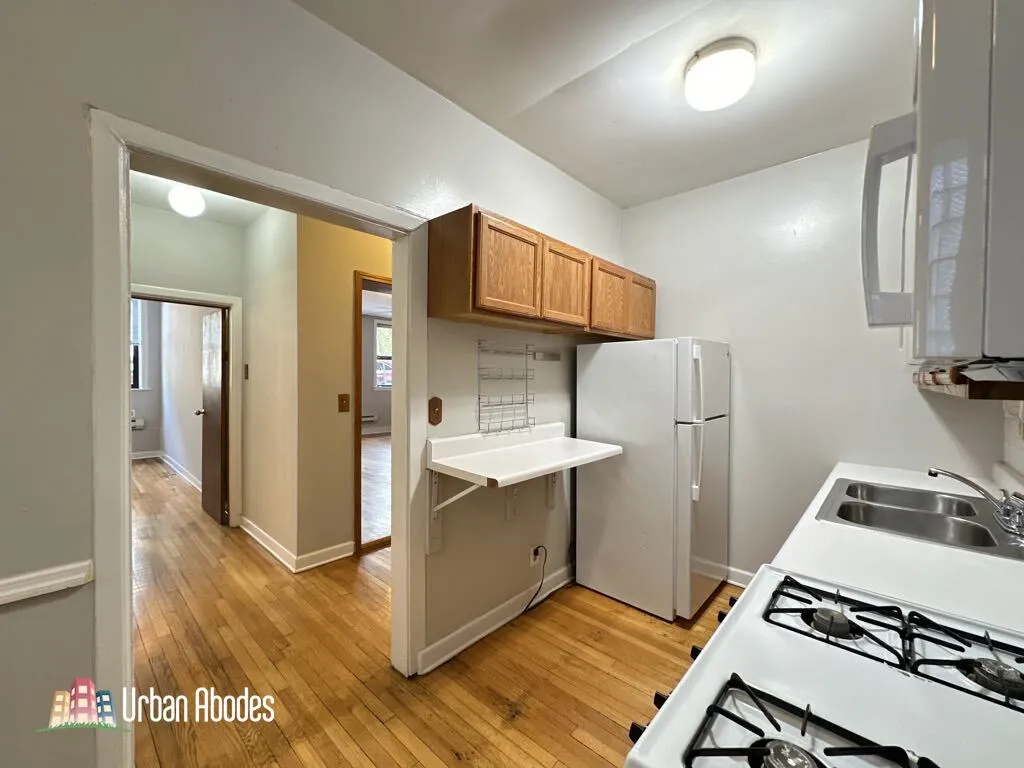 1050 W George St, ,  60657, USA 60657-unit#001-Chicago-IL