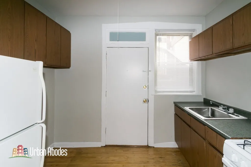 620 W Barry Ave, , 60657, USA 60657-unit#2S-Chicago-IL