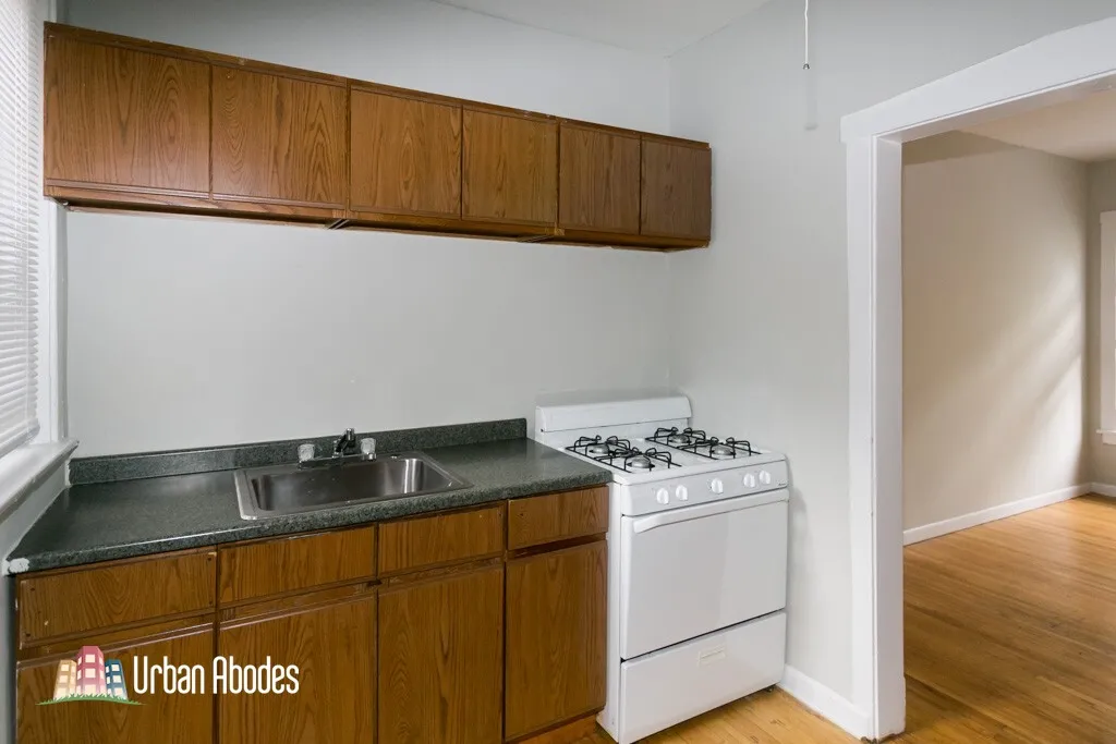 620 W Barry Ave, , 60657, USA 60657-unit#2S-Chicago-IL