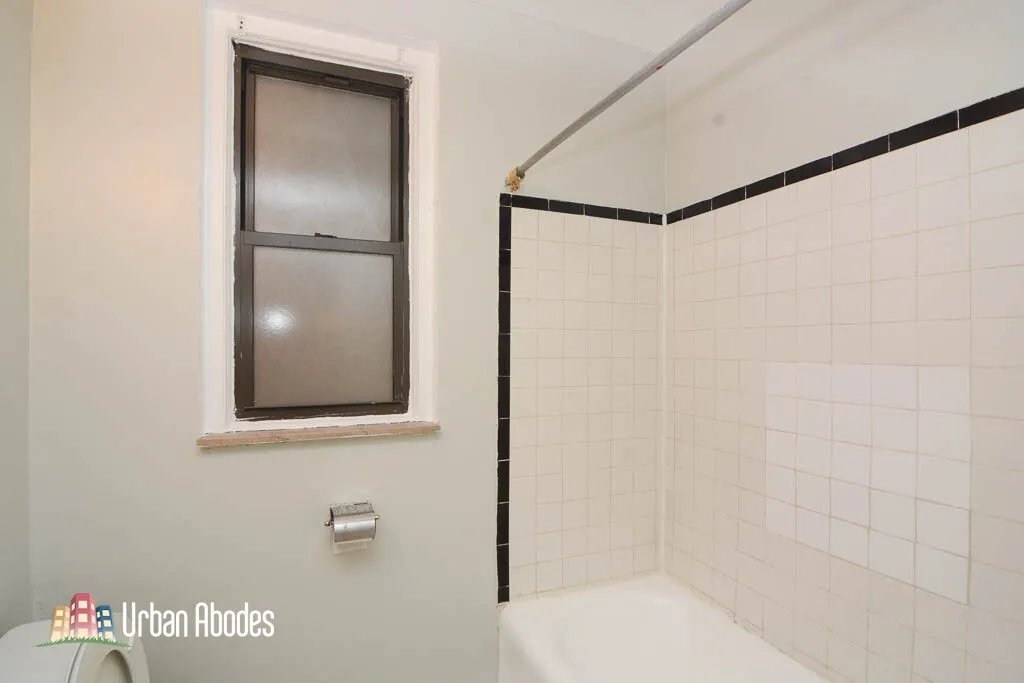 3831 N Fremont St, ,  60613, USA 60613-unit#106-Chicago-IL