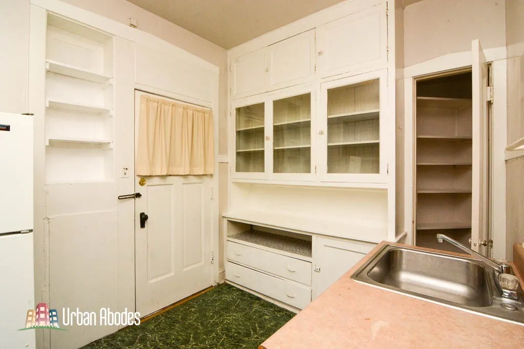 Evanston,  60201, USA 60201-unit#1W-Chicago-IL