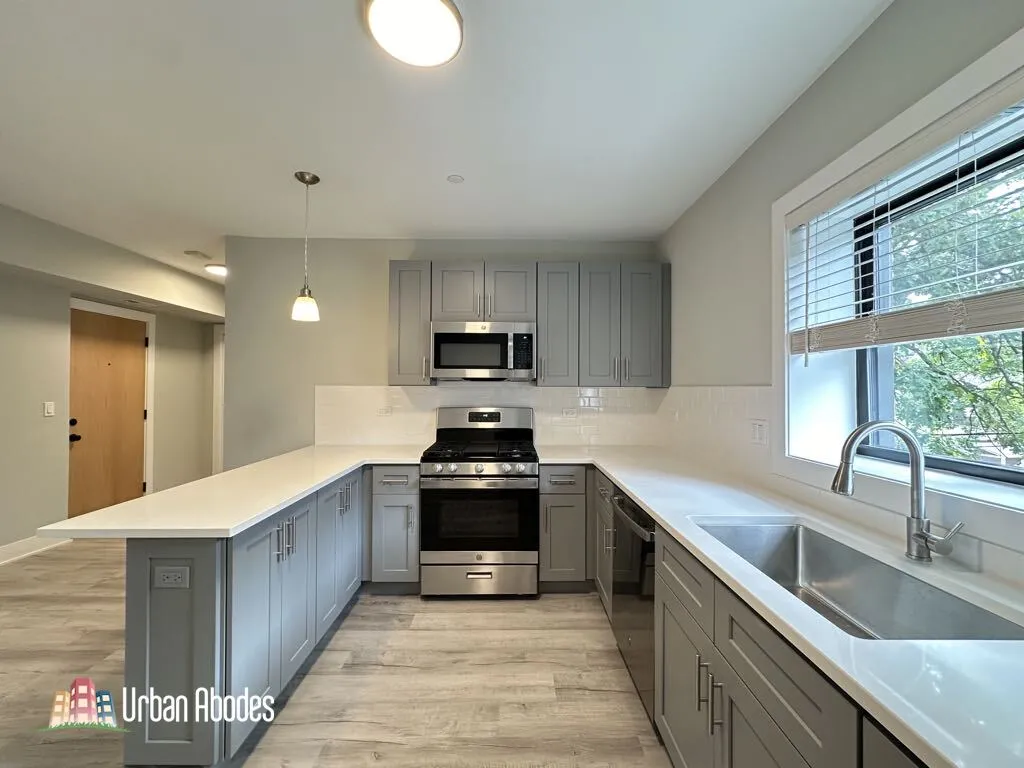1135 Oak Ave, ,  60202, USA 60202-unit#2W-Evanston-IL