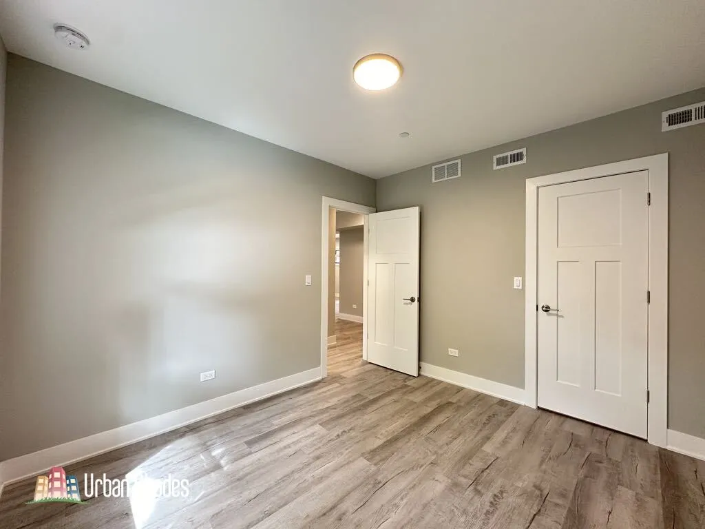 1135 Oak Ave, ,  60202, USA 60202-unit#2W-Evanston-IL