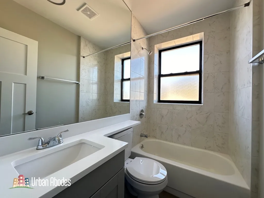 1139 Oak Ave, ,  60202, USA 60202-unit#3W-Evanston-IL