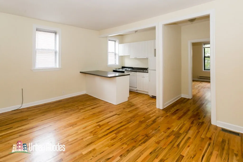 723 W Barry Ave, ,  60657, USA 60657-unit#1B-Chicago-IL