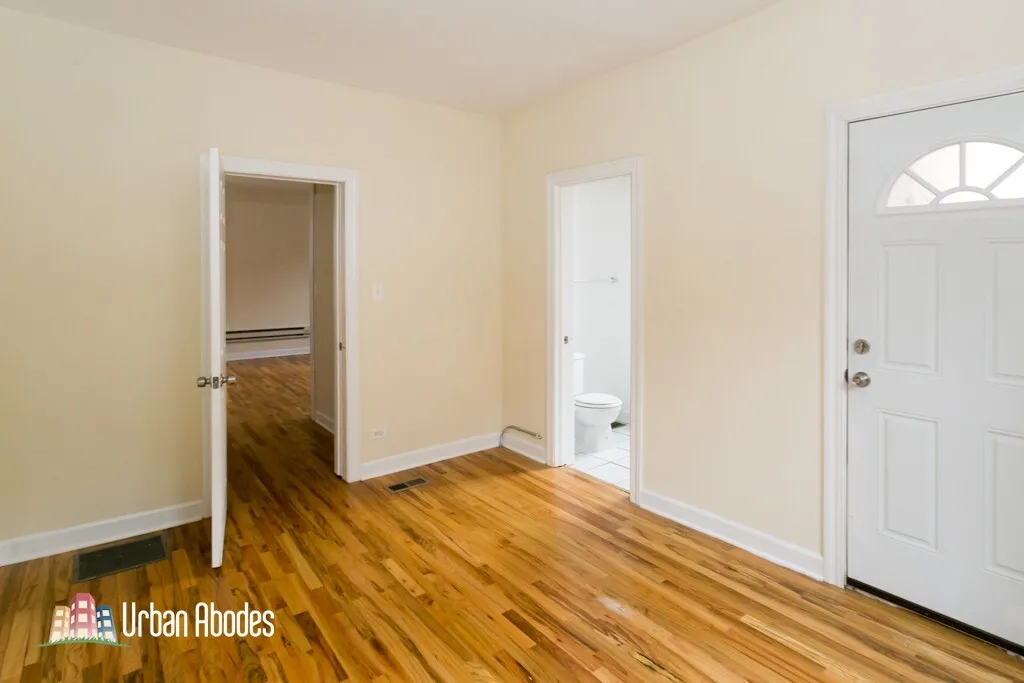 723 W Barry Ave, ,  60657, USA 60657-unit#1B-Chicago-IL