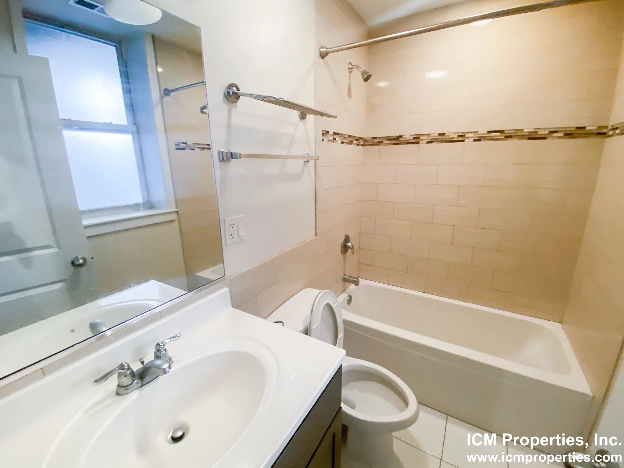 851 W Cornelia Ave, ,  60657, USA 60657-unit#853-2S-Chicago-IL