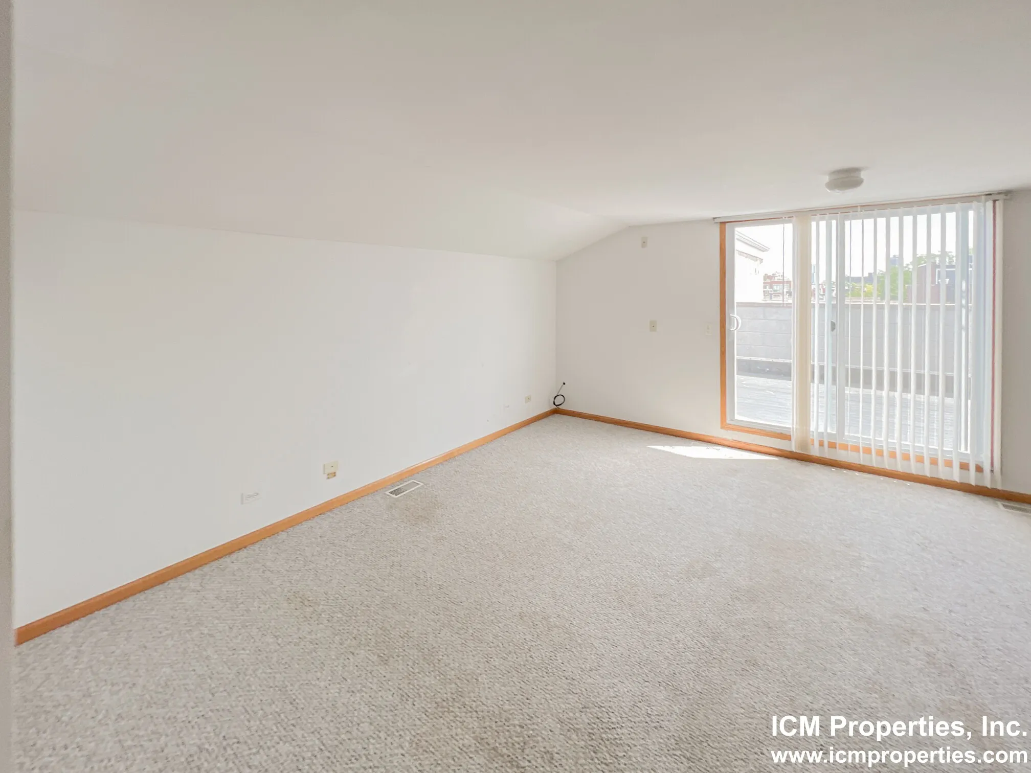 2741 N Southport Ave, ,  60614, USA 60614-unit#2741-3S-Chicago-IL