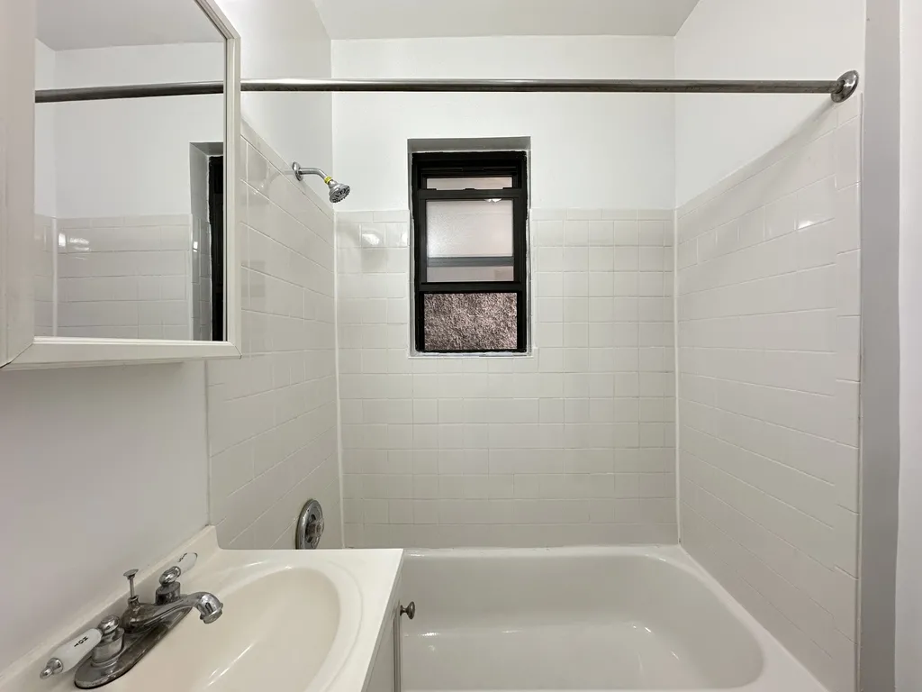 342 Park Ave, ,  60022, USA 60022-unit#3B-Glencoe-IL
