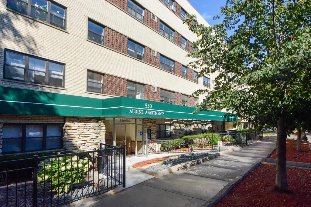 530 W Aldine Ave, , 60657, USA 60657-unit#309-Chicago-IL
