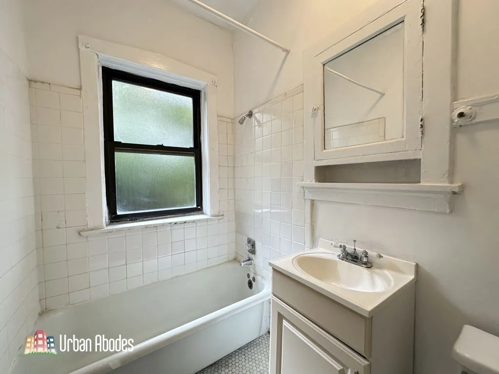 1031 Dempster St, , 60201, USA 60201-unit#2W-Evanston-IL