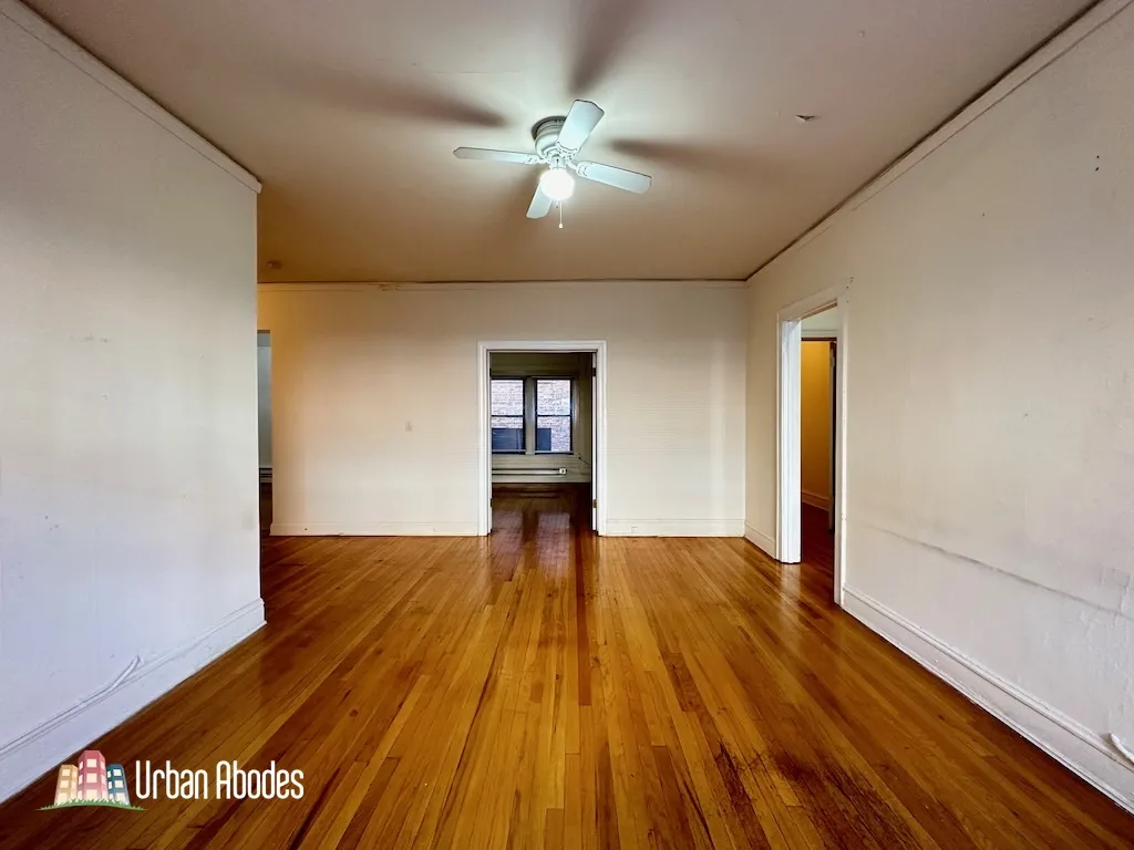 Evanston,  60201, USA 60201-unit#2H-Chicago-IL