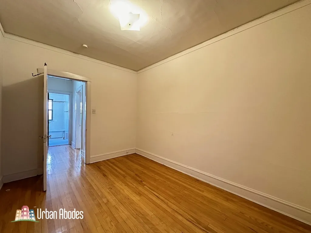 Evanston,  60201, USA 60201-unit#2H-Chicago-IL