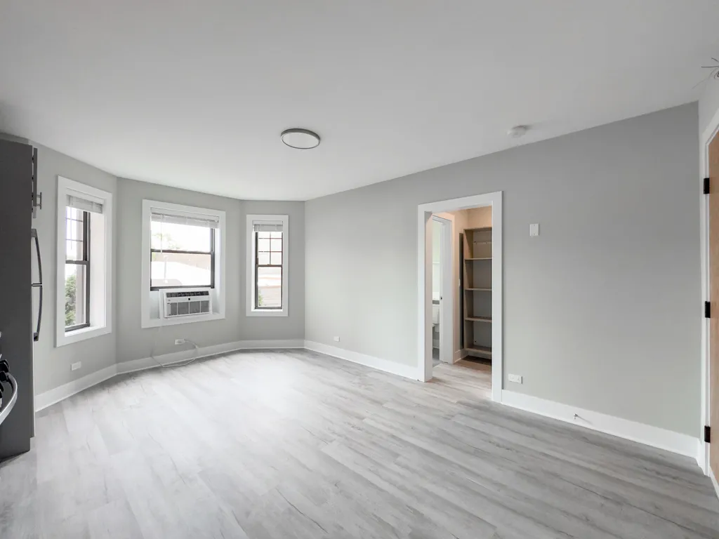 373 Hazel Ave, Glencoe,  60022, USA 60022-unit#8B-Chicago-IL