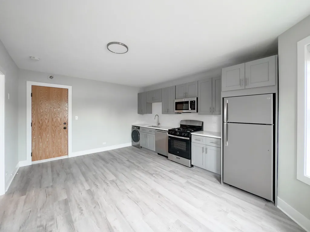 373 Hazel Ave, Glencoe,  60022, USA 60022-unit#8B-Chicago-IL