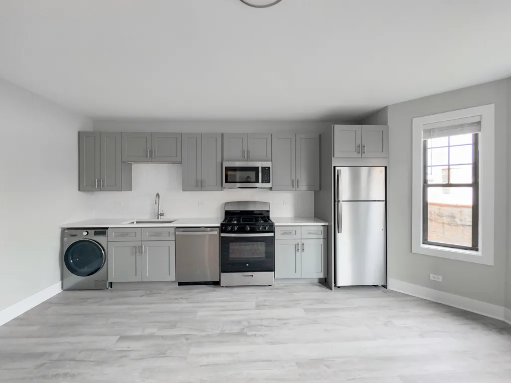 373 Hazel Ave, Glencoe,  60022, USA 60022-unit#8B-Chicago-IL