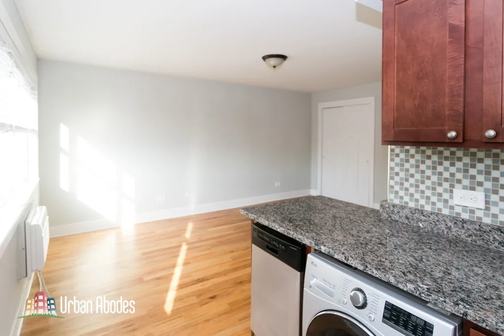 696 Elm Pl, ,  60035, USA 60035-unit#207-Highland Park-IL