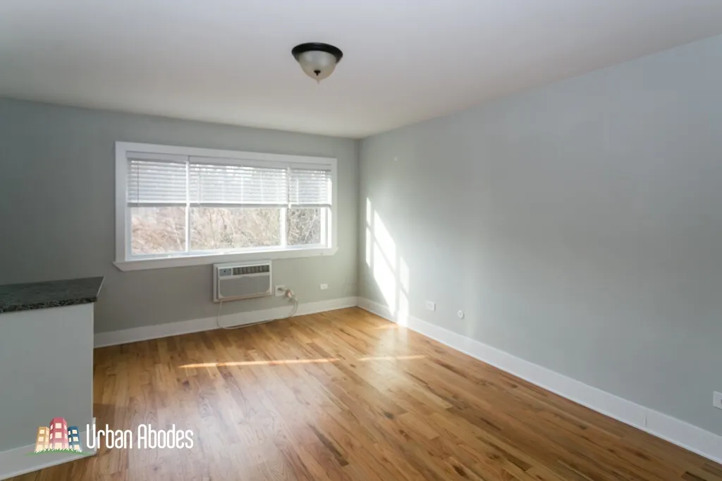 696 Elm Pl, ,  60035, USA 60035-unit#207-Highland Park-IL