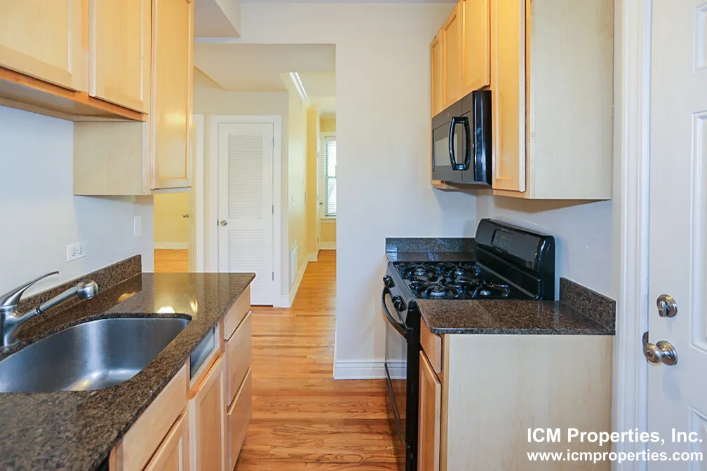 1210 W Waveland Ave, ,  60613, USA 60613-unit#1210WAV1-Chicago-IL