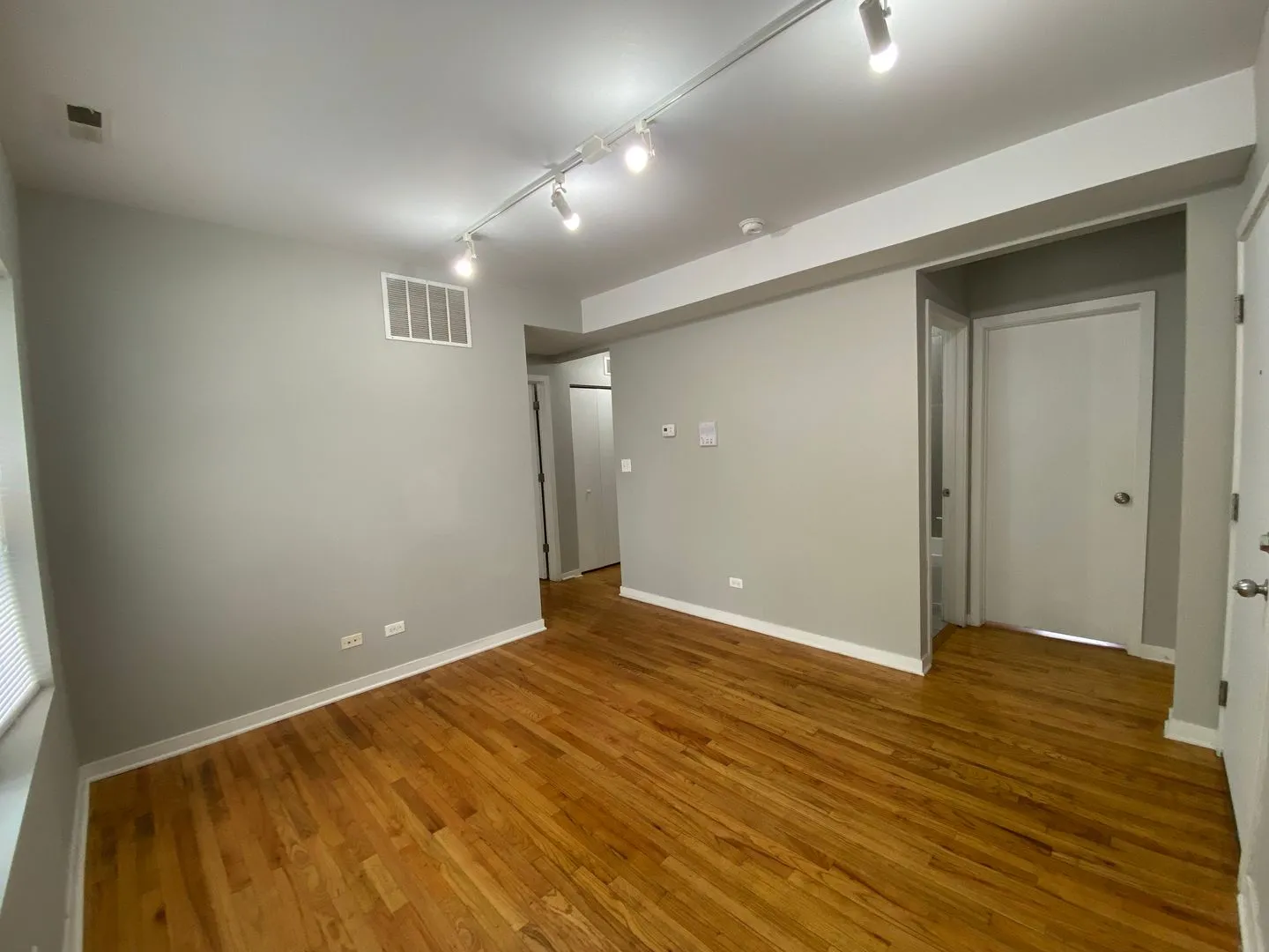 2452 W Albion Ave, , 60645, USA 60645-unit#2W-Chicago-IL