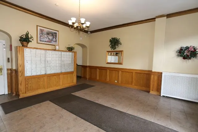 739 W Belmont Ave, ,  60657, USA 60657-unit#311-Chicago-IL