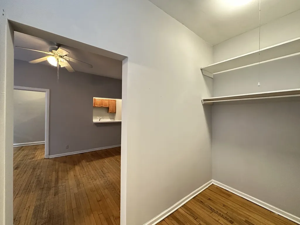 1050 W George St, ,  60657, USA 60657-unit#006-Chicago-IL