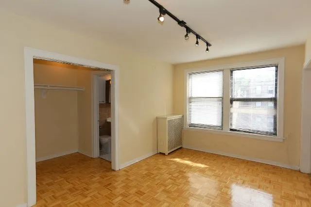 739 W Belmont Ave, ,  60657, USA 60657-unit#311-Chicago-IL