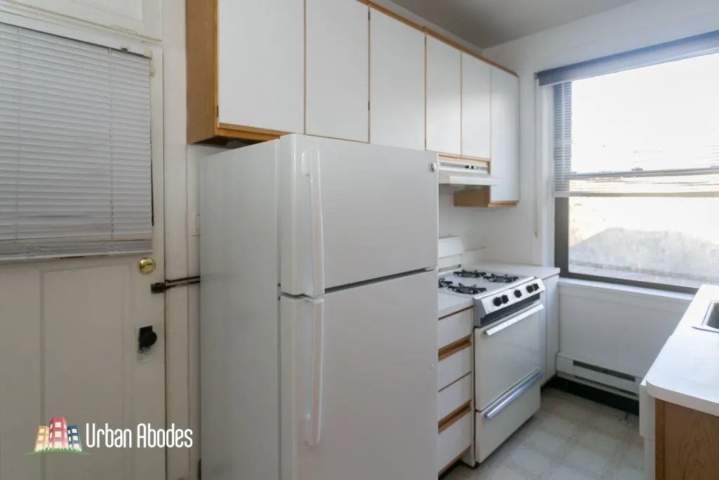 Evanston, 60201, USA 60201-unit#2B-Chicago-IL