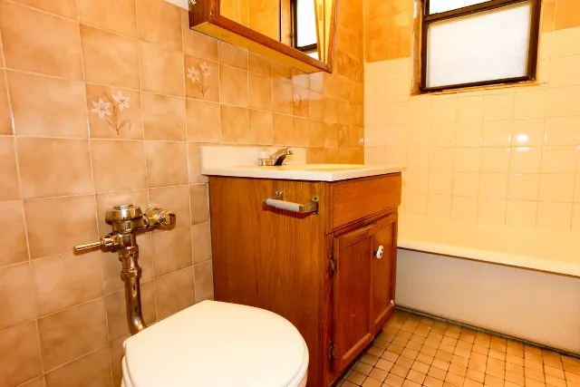 739 W Belmont Ave, ,  60657, USA 60657-unit#115-Chicago-IL